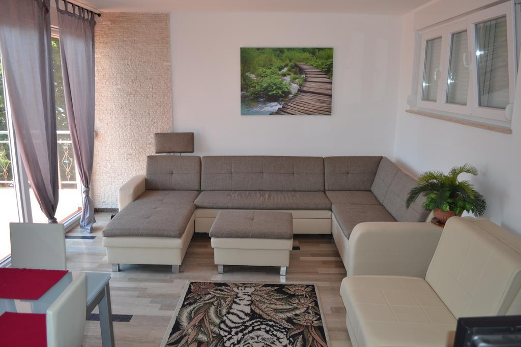 Apartments Lungomare Umag Bilik gambar